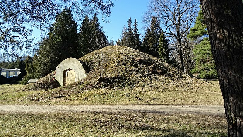 Volfšmita muižiņas ledus pagrabs